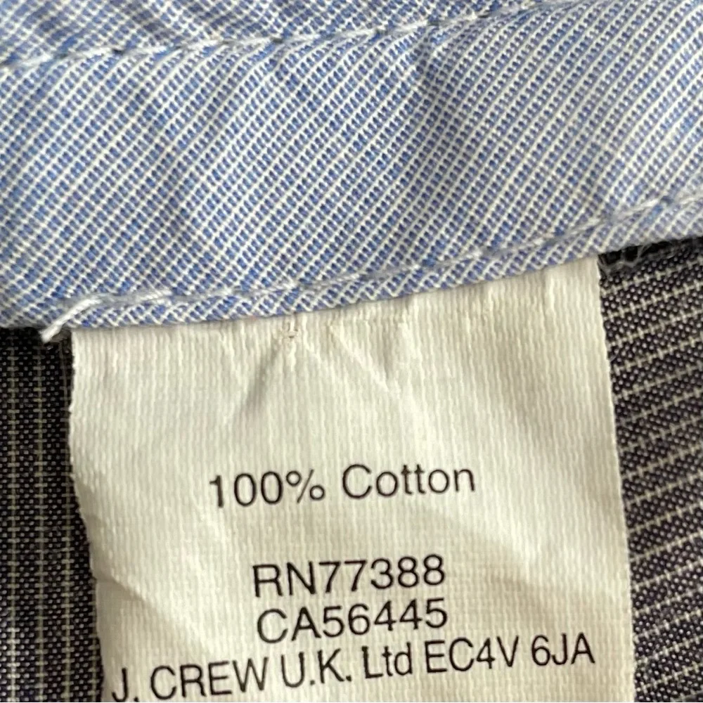 J. Crew Men’s Shorts Flat Front Blue Gray Striped 10” Inseam Size 33